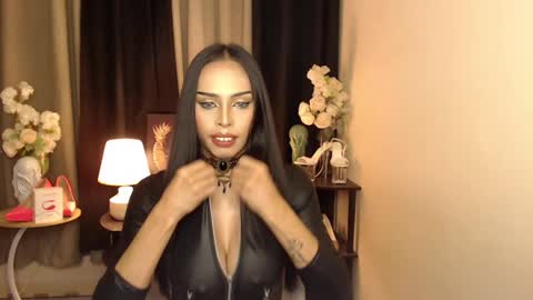 HAPPY BIRTHDAY MISTRESS MADRIANA online show from 01-14-25, 07:27