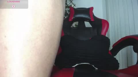 Snapshot of darkviper26 chatting on 04-05-26, 04:42 darkviper26 online show from 04-05-26, 04:42