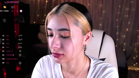 Belle online show from 02-05-25, 05:09