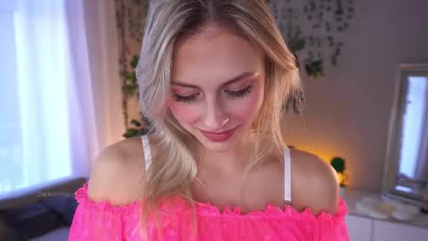 Darline online show from 02-23-25, 07:11