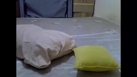 Snapshot of darling_ella chatting on 11-04-25, 08:57 darling_ella online show from 11-04-25, 08:57