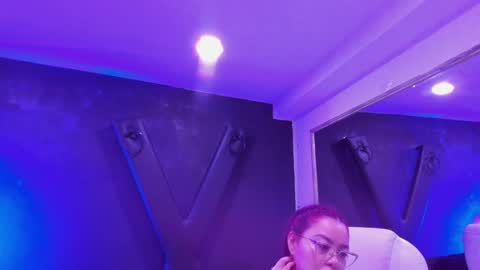 Darling online show from 01-06-25, 01:30