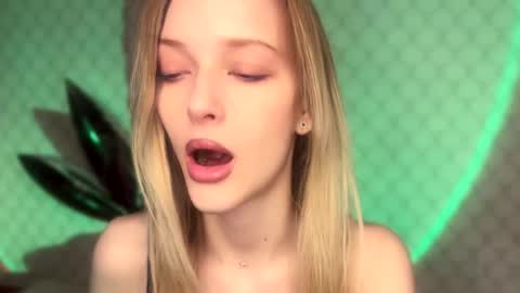 D online show from 12-21-25, 07:15