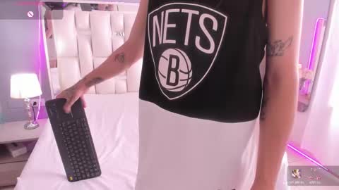 darlyn_tenderhot__ online show from 11-17-25, 08:14