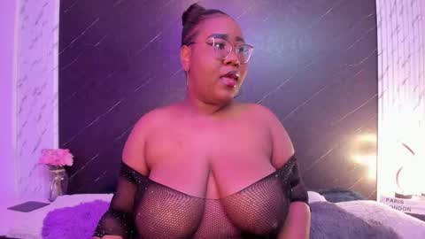  Darnell Queen online show from 11-24-25, 03:50