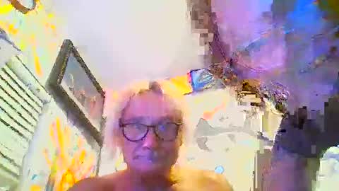 Snapshot of darnette_daisy chatting on 09-14-25, 04:00 darnette_daisy online show from 09-14-25, 04:00