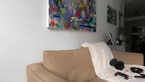 Snapshot of dartanha007 chatting on 10-10-25, 03:33 dartanha007 online show from 10-10-25, 03:33