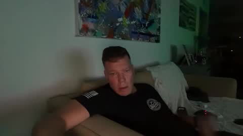 Snapshot of dartanha007 chatting on 10-16-25, 12:22 dartanha007 online show from 10-16-25, 12:22