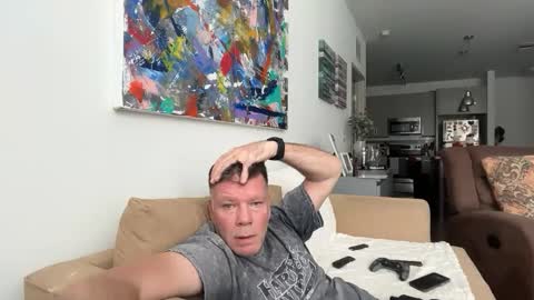 Snapshot of dartanha007 chatting on 11-24-25, 06:51 dartanha007 online show from 11-24-25, 06:51