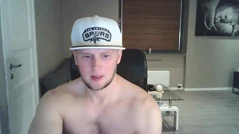 Snapshot of dartanjanas chatting on 09-26-25, 08:13 Dario online show from 09-26-25, 08:13