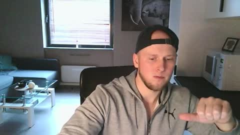 Snapshot of dartanjanas chatting on 10-04-25, 11:52 Dario online show from 10-04-25, 11:52