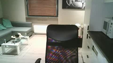 Snapshot of dartanjanas chatting on 11-05-25, 05:35 Dario online show from 11-05-25, 05:35