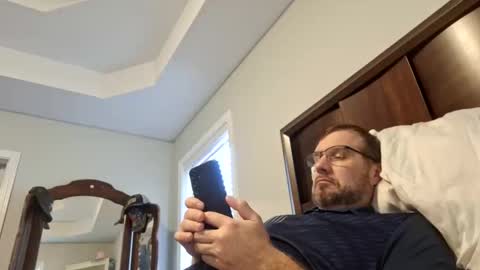 Snapshot of daryldman chatting on 10-14-25, 05:36 daryldman online show from 10-14-25, 05:36