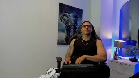 Snapshot of dash_bukoski chatting on 02-09-26, 11:03 Dash online show from 02-09-26, 11:03