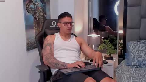 Snapshot of dash_bukoski chatting on 02-27-26, 12:16 Dash online show from 02-27-26, 12:16