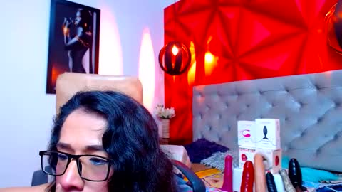 Dasly online show from 09-21-25, 03:19