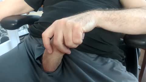 Snapshot of databass chatting on 11-14-25, 04:17 databass online show from 11-14-25, 04:17