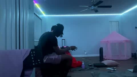 Snapshot of datb0igud chatting on 03-03-25, 09:33 LushLavish online show from 03-03-25, 09:33