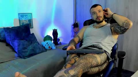 DAVE MAX online show from 11-24-25, 10:26