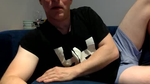 Snapshot of daveb709709709 chatting on 11-10-25, 02:54 daveb709709709 online show from 11-10-25, 02:54