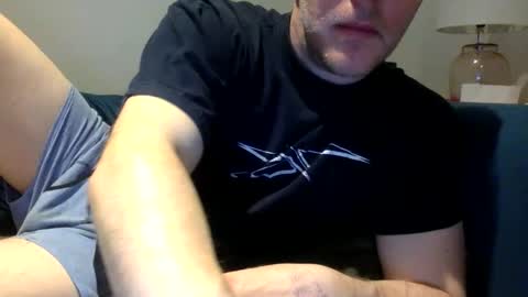 Snapshot of daveb709709709 chatting on 12-18-25, 02:39 daveb709709709 online show from 12-18-25, 02:39