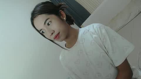 Snapshot of daveboyyy chatting on 11-16-25, 09:26 Scarlet thesexiest online show from 11-16-25, 09:26