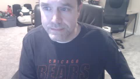 Snapshot of daved14u chatting on 12-12-24, 06:25 daved14u online show from 12-12-24, 06:25