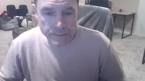 Snapshot of daved14u chatting on 02-18-26, 06:42 daved14u online show from 02-18-26, 06:42