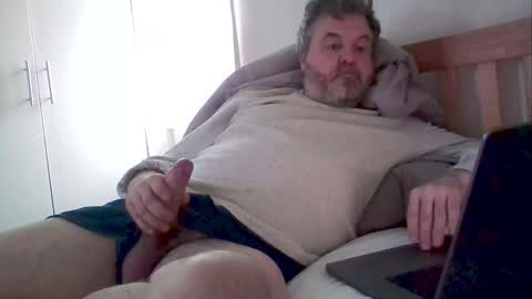 Dave notts online show from 02-28-26, 08:26