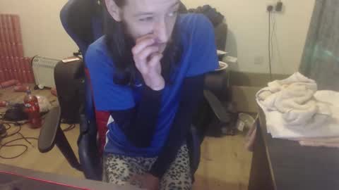 dave online show from 11-11-25, 09:04