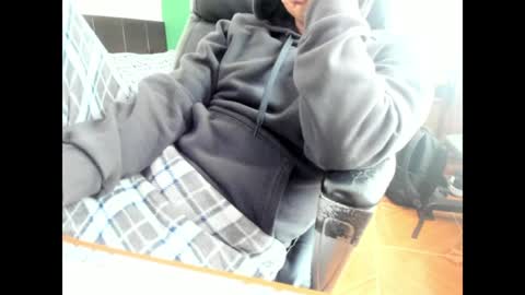 Snapshot of david_2789 chatting on 12-30-24, 07:53 David online show from 12-30-24, 07:53