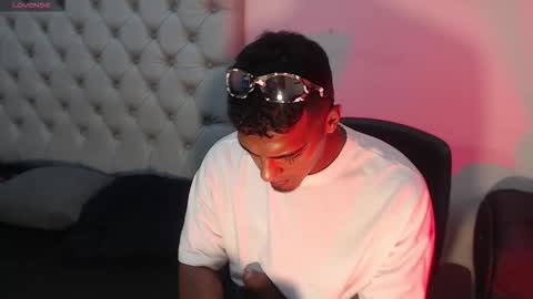 Snapshot of david_bandercock chatting on 12-04-25, 11:35 david_bandercock online show from 12-04-25, 11:35