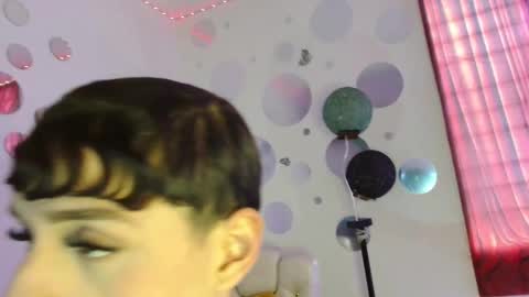 Snapshot of david_fox01 chatting on 11-09-25, 07:01 David Fox online show from 11-09-25, 07:01