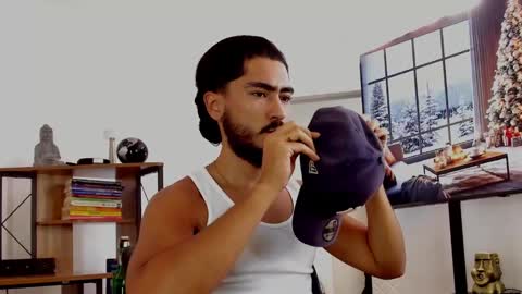 Hey im David that loves to explore and speak their fantasies. Very open talktative and nice. Feel free to chat with me online show from 12-08-24, 07:32
