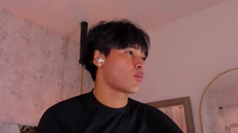 David online show from 10-25-25, 01:18