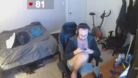 Snapshot of david_novabear chatting on 12-07-24, 05:37 David online show from 12-07-24, 05:37