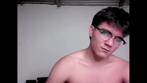 Snapshot of david_stuart07 chatting on 12-19-24, 09:17 davidstuart online show from 12-19-24, 09:17