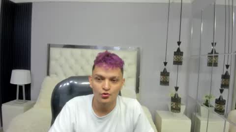 Snapshot of davidblaze_ chatting on 11-15-25, 11:10 David Blaze online show from 11-15-25, 11:10