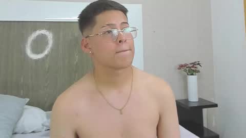 davidcruz16 online show from 09-26-25, 02:59