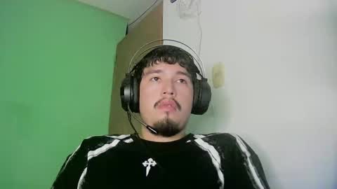 Snapshot of davidlasecuela chatting on 02-22-26, 03:07 DavidSkinny online show from 02-22-26, 03:07