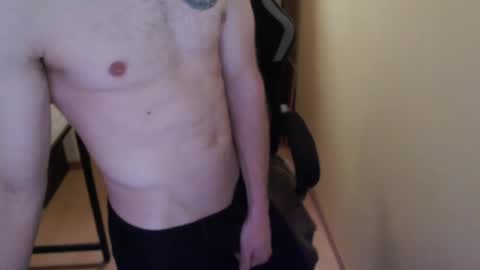 Snapshot of davidoventt chatting on 02-04-25, 10:34 davidoventt online show from 02-04-25, 10:34