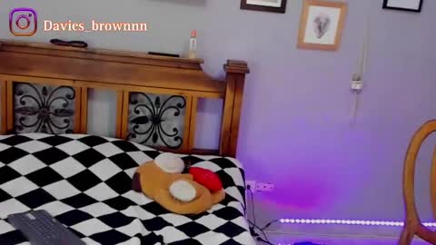 Davies brown    schedule 12pm to 5pm col time online show from 03-03-25, 12:04