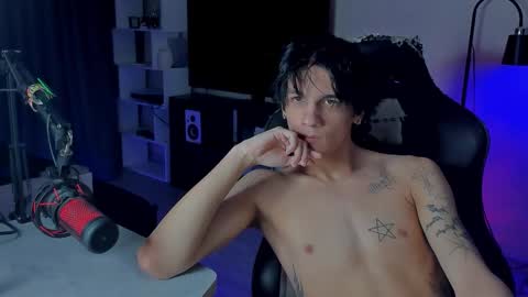 davis online show from 12-04-25, 09:12