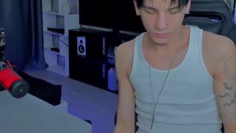 davis online show from 12-23-25, 06:55