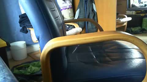 Snapshot of davlad1 chatting on 01-27-25, 09:34 Ben online show from 01-27-25, 09:34