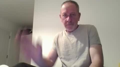 davyboi15 online show from 04-02-26, 08:39