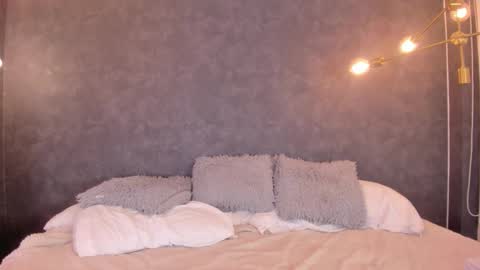 DAWA ANGELS online show from 12-15-25, 10:03