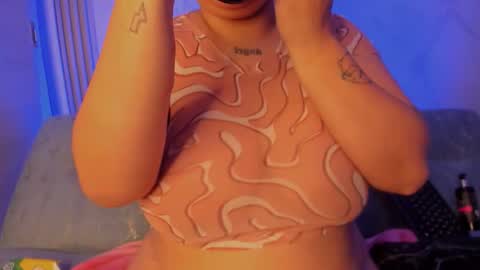 Snapshot of dayan_silva_ chatting on 12-17-25, 06:41 DAYAN online show from 12-17-25, 06:41