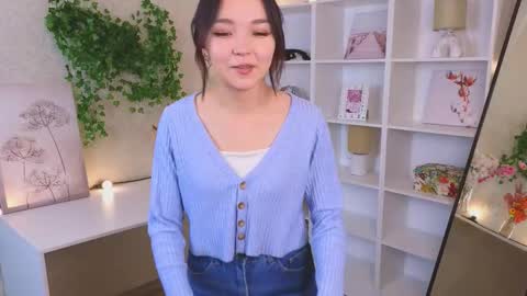 Kim online show from 11-11-25, 12:38