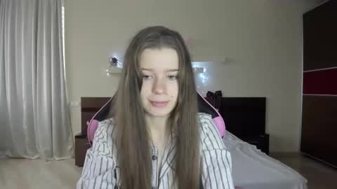 dazdrasmigdasue online show from 02-01-25, 07:36